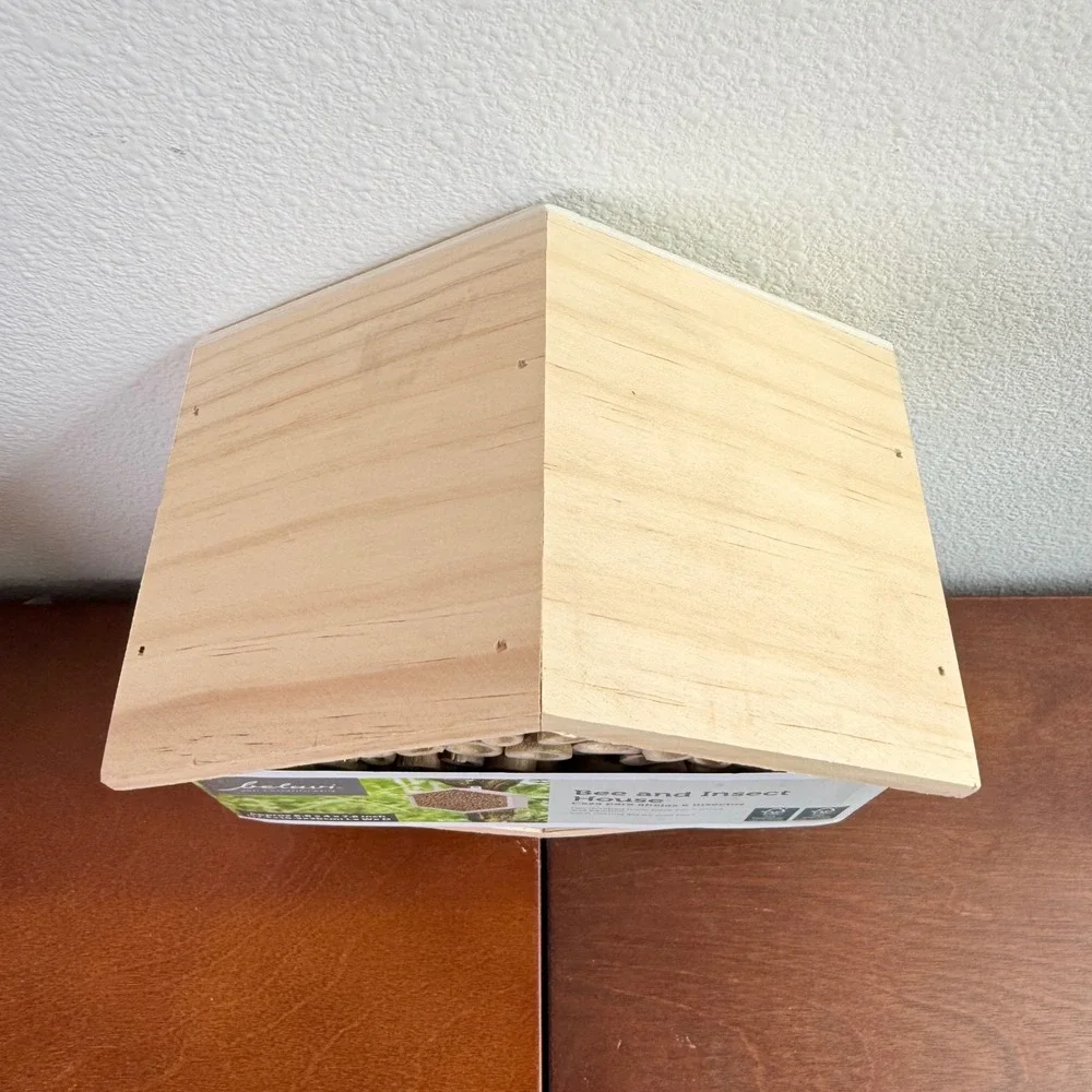 Belavi Bee and Insect House Tan Bamboo Wood Hexagonal Nesting Aid